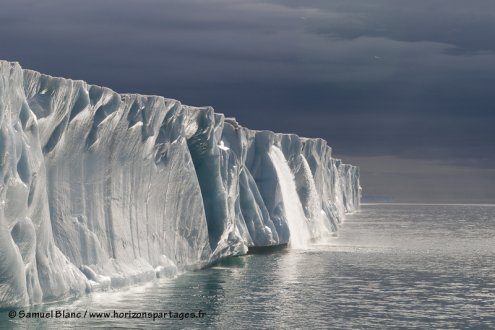 Glacier Bråsvell au Svalbard (Bråsvellbreen)