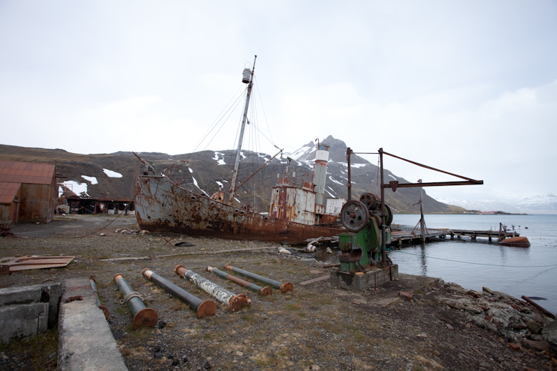 Epave d'un navire de chasse à la baleine à Grytviken en Géorgie du Sud