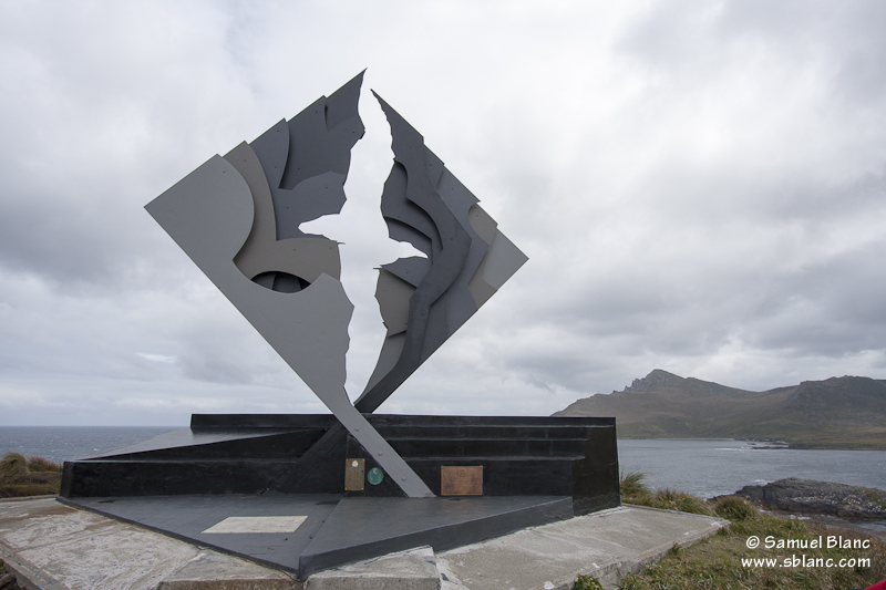 Monument représentant un albatros au Cap Horn