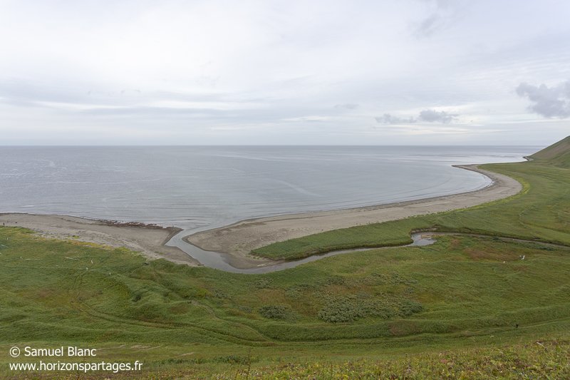 Baie du Commandeur sur l'île Béring Baie du Commandeur sur l'île Béring