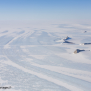 Vue arienne de l'Antarctique en Terre de la Reine Maud