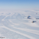 Vue arienne de l'Antarctique en Terre de la Reine Maud